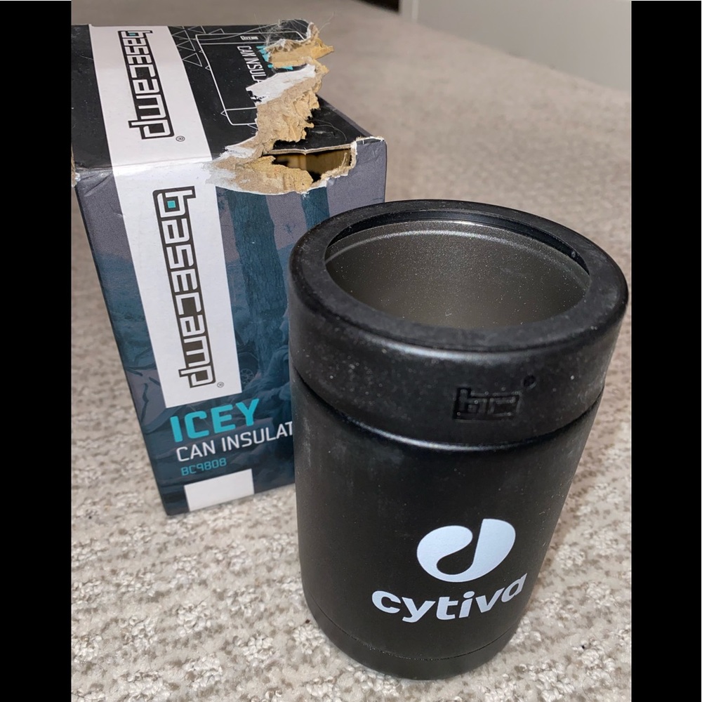 Brand new Basecamp Icey can insulator